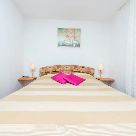 Guest house Carmen & Mlini
