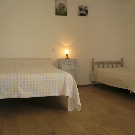 Carmen & بيت ضيافة 4*