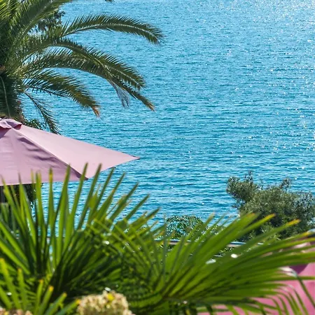 Carmen & بيت ضيافة