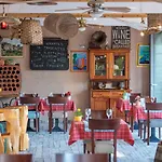 Carmen & Guest house