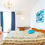 Guest house Carmen &