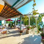 Гостевой дом Carmen & Млини