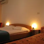 Carmen & Guest house Mlini