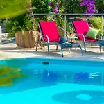 Carmen & Guest house 4*