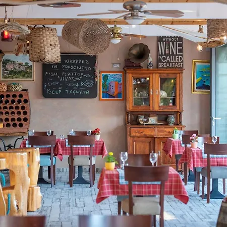 Carmen & 게스트하우스