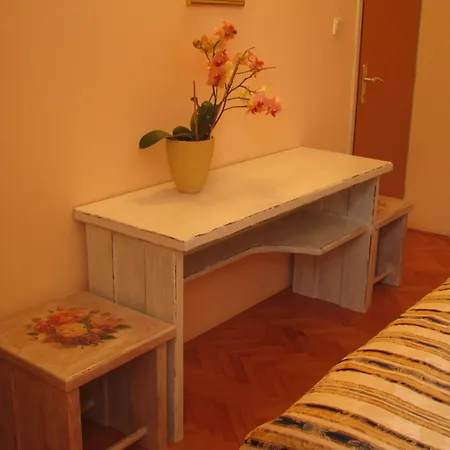 게스트하우스 Carmen & 믈리니