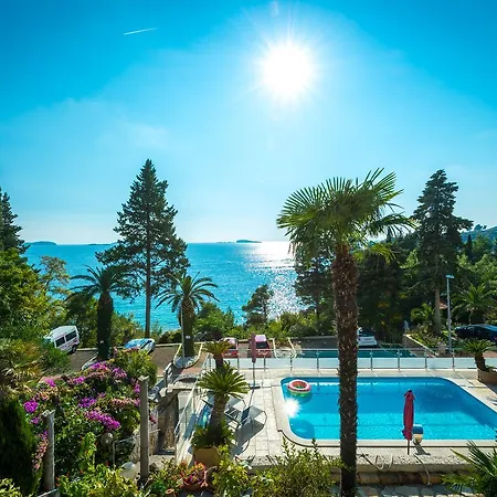 게스트하우스 Carmen & 믈리니