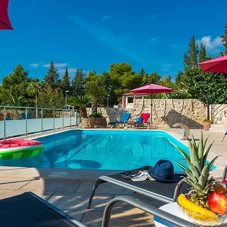 Carmen Rooms&apartments