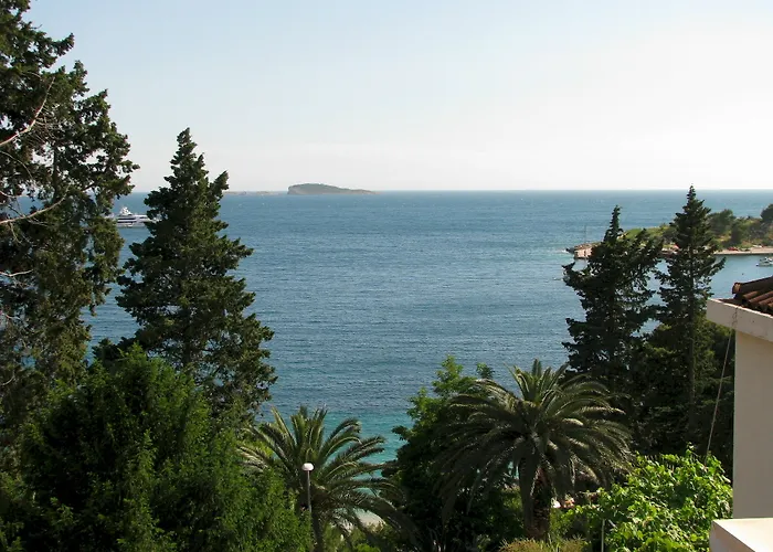 Gasthuis Carmen & 4*